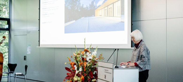 2025-10-06 Preisverleihung Bauen im Bestand - Anerkennung Gymnasium Neustadt/WN 2 2025-10-06 Preisverleihung Bauen im Bestand - Anerkennung Gymnasium Neustadt/WN 2
