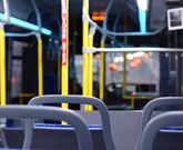 Leerer Bus